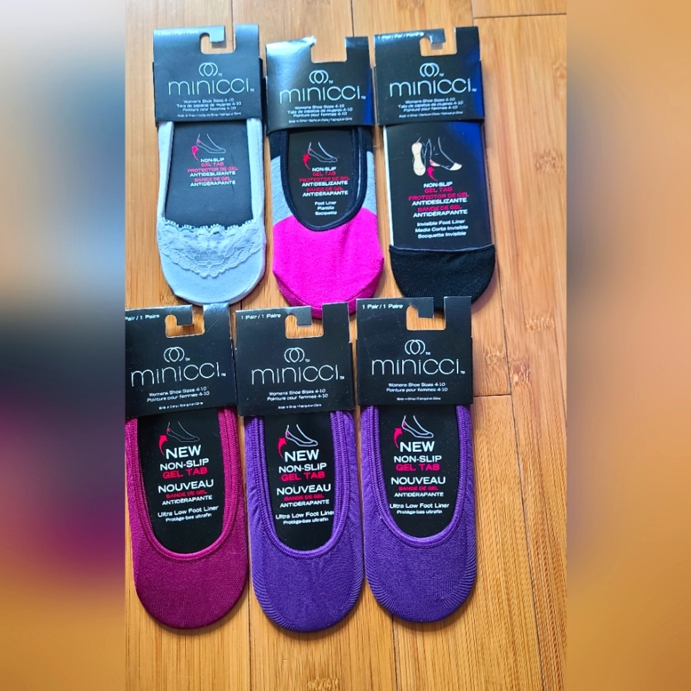 6 pairs of no show footlets